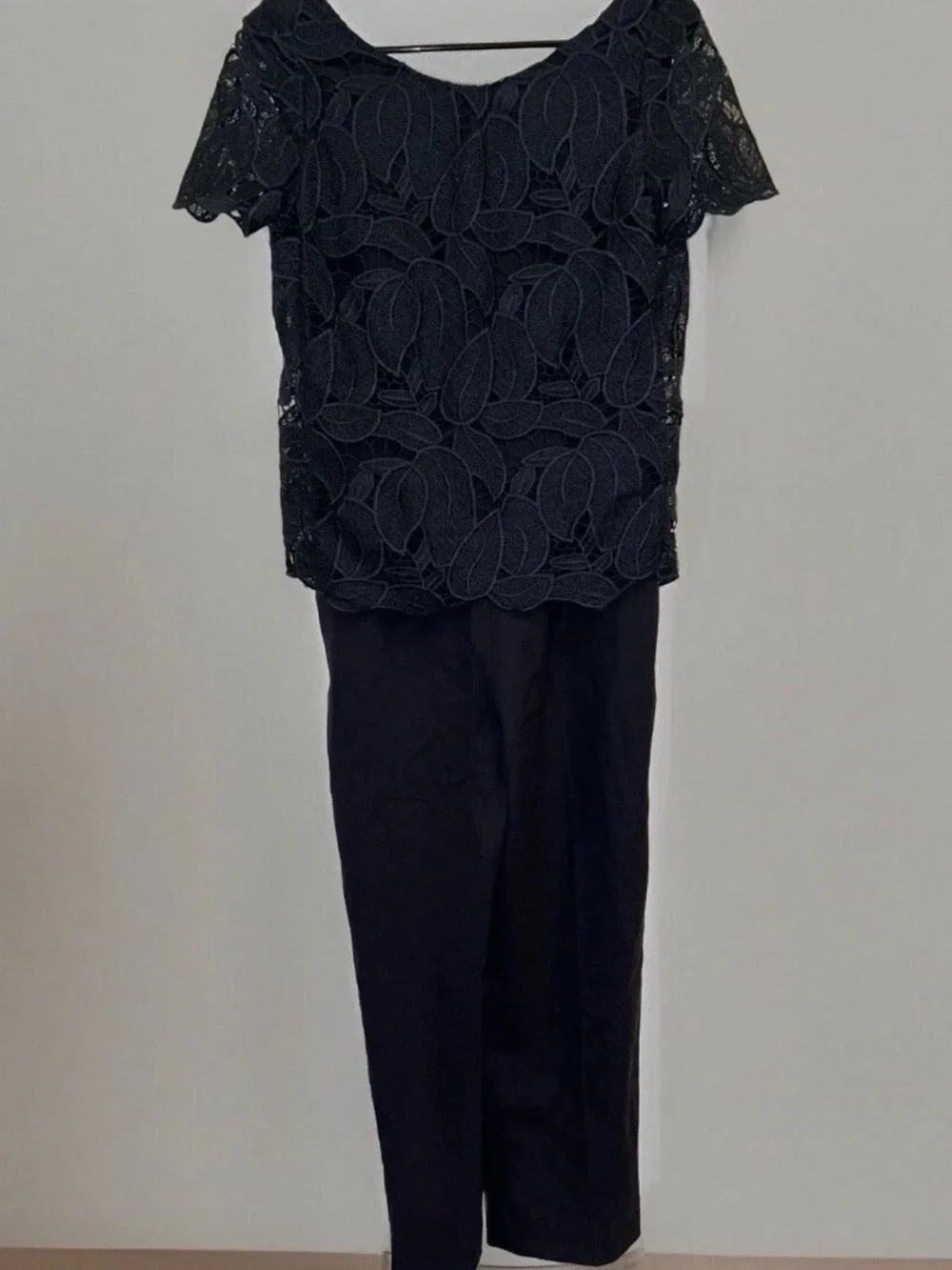Tory Burch Black Lace Overlay Top with Black Tailored Pants size 0